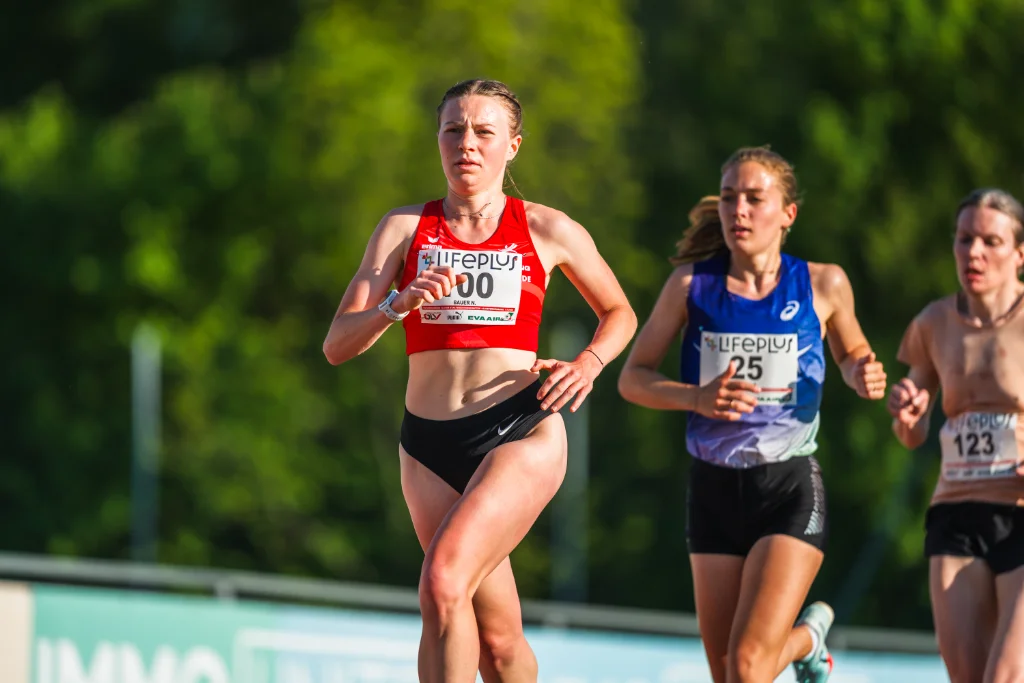 Nicole Bauer in der Spitzengruppe