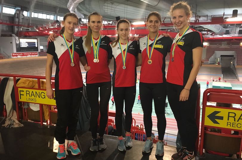 Anja Dlauhy, Leonie Tasch, Pauline Leger, Leonie Springer, Astrid Hafner